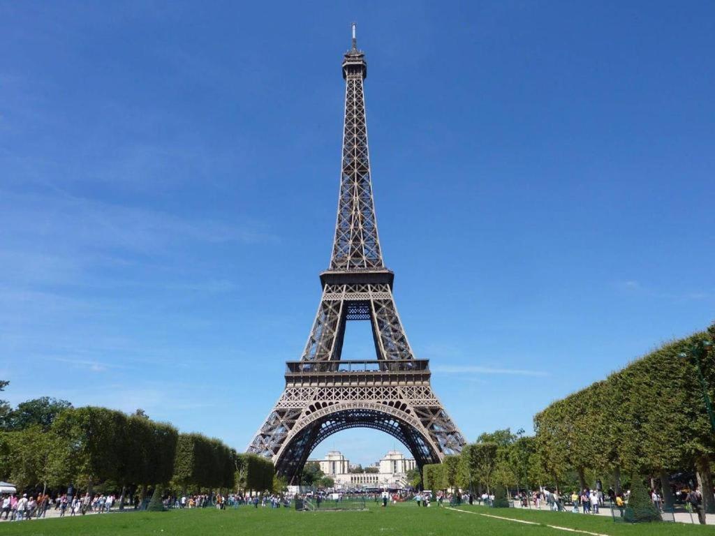 Апартаменты Modernized Studio - Meters From The Invalides Gardens Париж Экстерьер фото